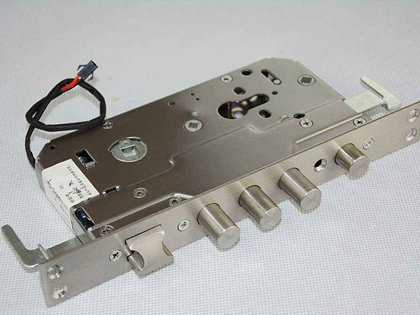 江川24小时上门开锁公司